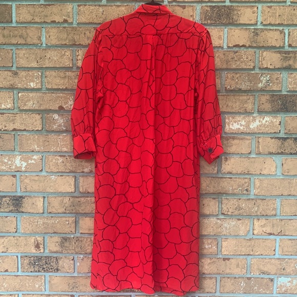 Vintage Red Silk Dress Size Medium or Large pattern Retro Size 10 Shift 80's 90' - Picture 3 of 13